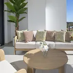 Modern Golf Oasis Pool, Terrace & Parking *