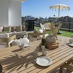 Apartmán Modern Golf Oasis Pool, Terrace & Parking